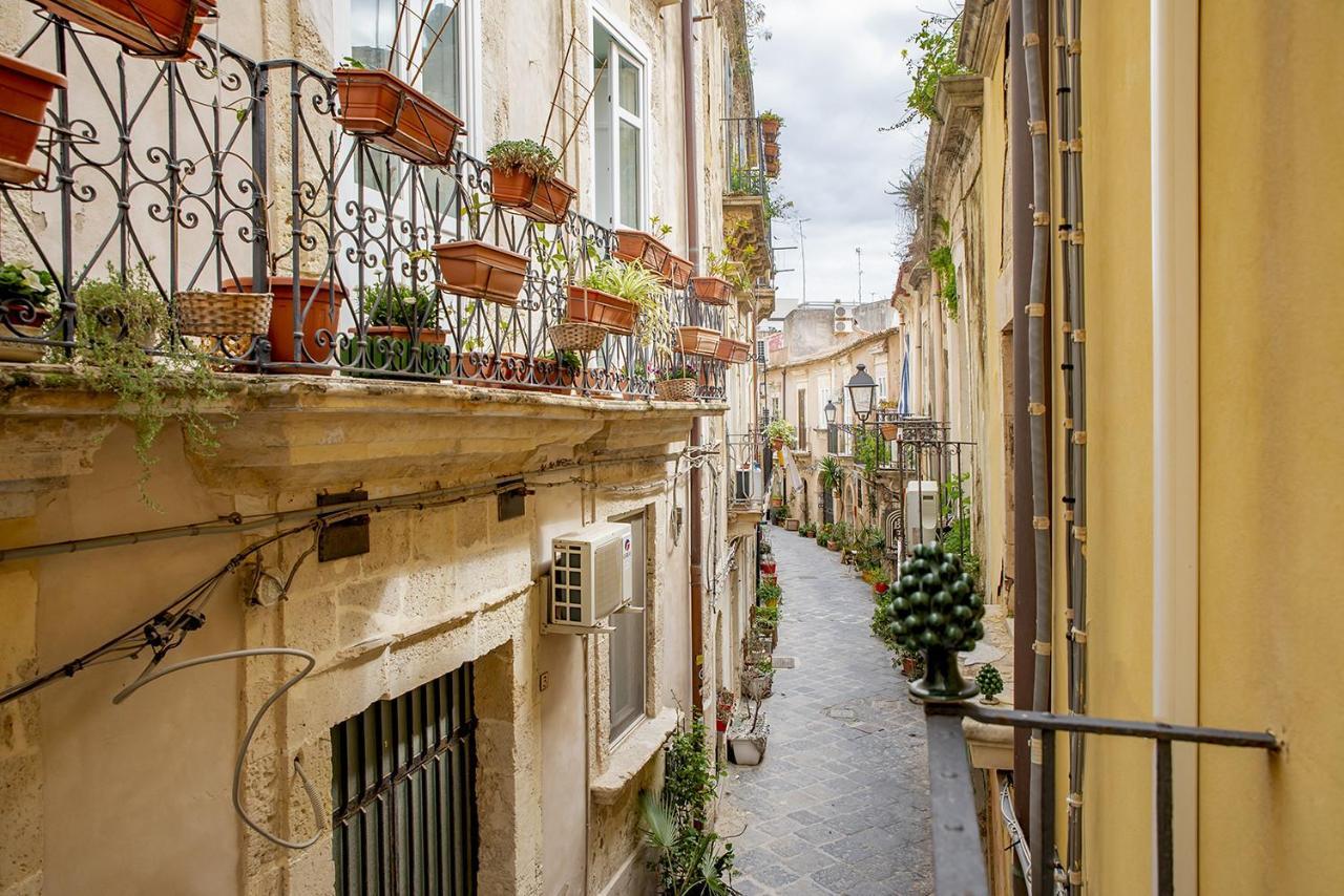 シラクーサAl Vicolo In Ortigia By Wonderful Italyアパートメント エクステリア 写真